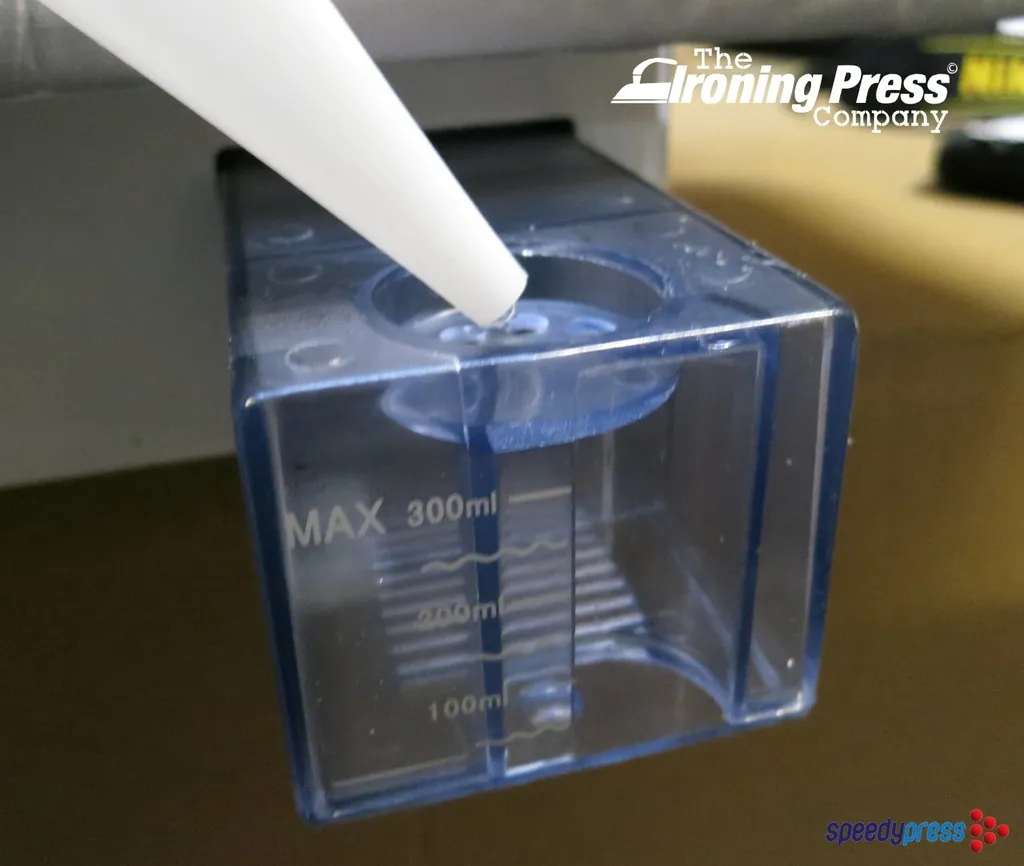 Dampfbügelpresse Ultra XL Von Speedypress - Die Größte & Fortschrittschlichste Heimdampfbügelpresse In Europa (90cm Y 31cm; 2.200watt) Für Superschnelles Bügeln (+ Ersatzabdeckung & Schaumstoff-Unterfilz UVP 45,00 € + Weiteres Zubehör GRATIS) – Bild 7