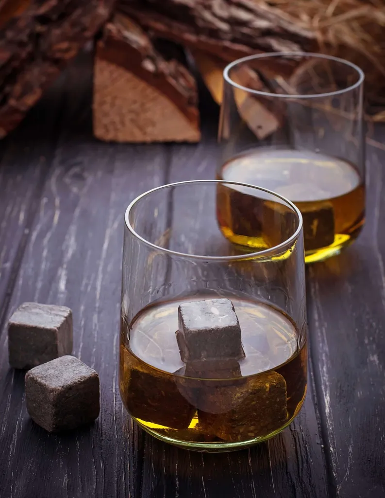 Echos 4er Whisky Steine Set Aus Granit | Wieder Verwendbar | Im Hochwertigem Stoffbeutel | – Bild 4