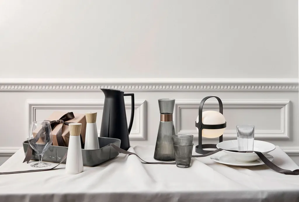 Rosendahl GRAND CRU MOUTHBLOWN Wassergläser 4-teilig Smoke – Bild 7