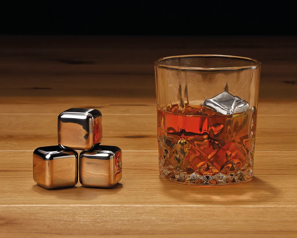 Whisky Geschenk-Set Mit 2 Gläsern, Eiswürfeln Aus Edelstahl, Zange, Samtbeutel In Einer Schönen Holzbox – Bild 13