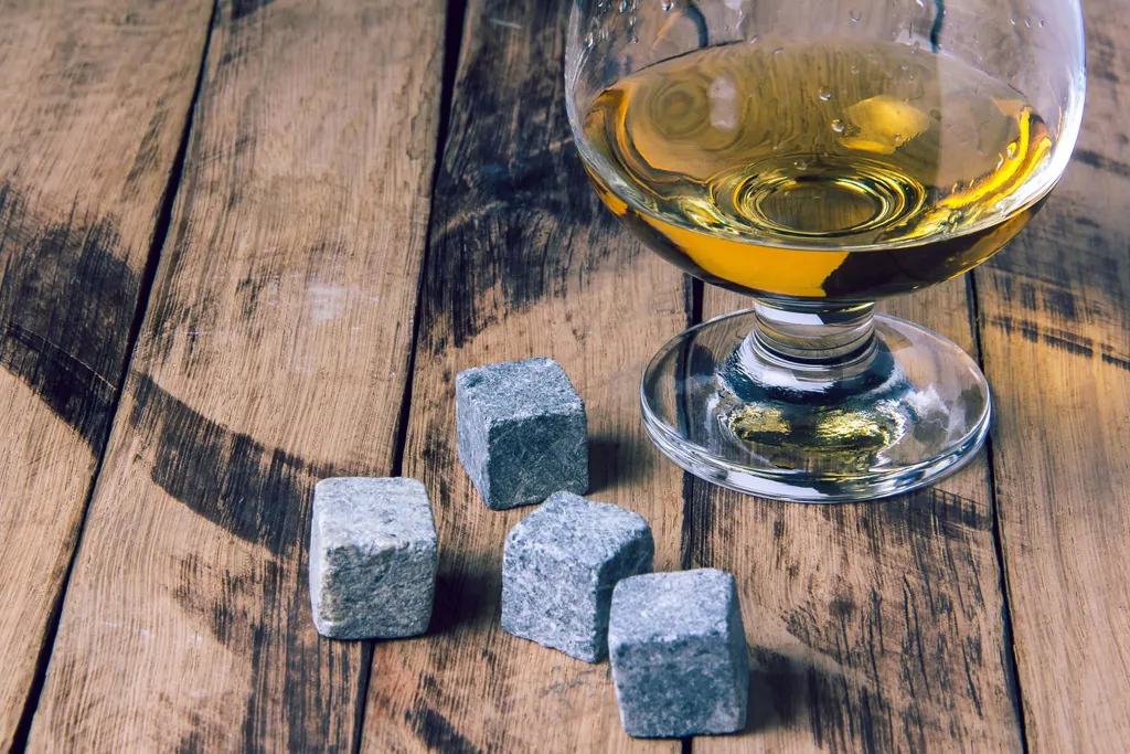 Echos 4er Whisky Steine Set Aus Granit | Wieder Verwendbar | Im Hochwertigem Stoffbeutel | – Bild 3